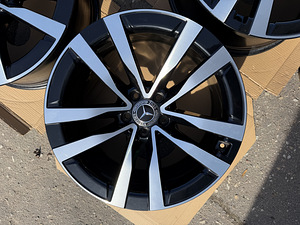 19" оригинальные диски Mercedes-Benz W223 S-класс 5x112 (7 фото из 9)