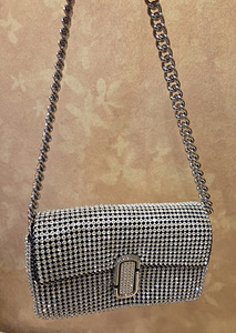 Сумочка Marc Jacobs (3 фото из 3)