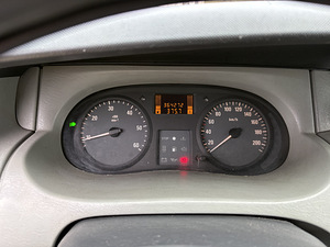 Opel Vivaro 1.9 74kW (4 foto / 12)