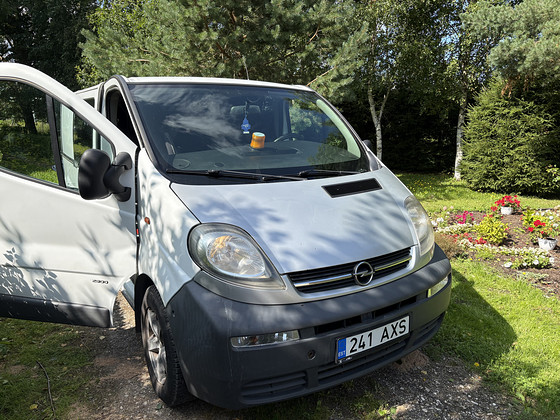 Opel Vivaro 1.9 74kW