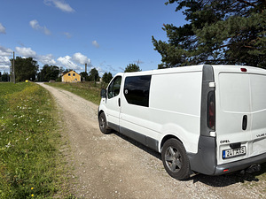 Opel Vivaro 1.9 74kW (5 foto / 12)