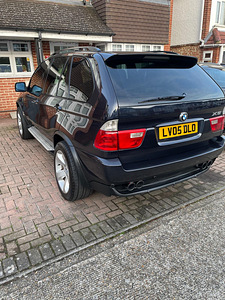 BMW X5, 160 KW, diisel varuosadeks (2 foto / 3)