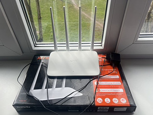 Роутер Tenda F6 N300 (В хорошем состоянии) (1 фото из 1)