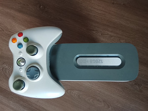 Xbox 360 (5 foto / 5)