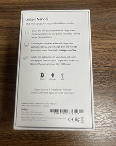Ledger nano S (2 фото из 2)