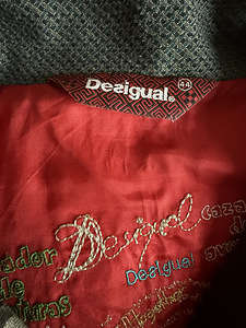 Пальто Desigual (3 фото из 3)