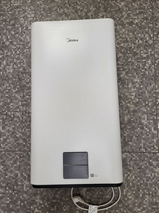 Бойлер Midea Salute 80 л wi-fi (1 фото из 3)