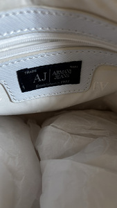 Armani (2 фото из 5)