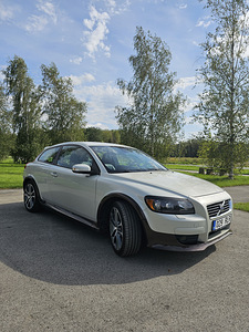 Volvo C30 2.4d 132kw (2 фото из 10)