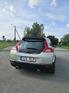 Volvo C30 2.4d 132kw (4 фото из 10)