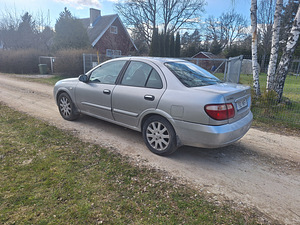 Nissan Almera (2 фото из 11)