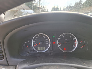 Nissan Almera (6 фото из 11)