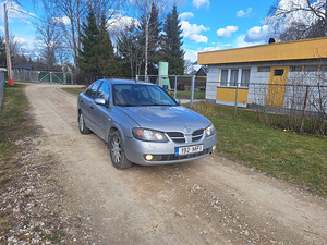 Nissan Almera (9 фото из 11)