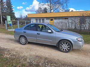 Nissan Almera (11 фото из 11)