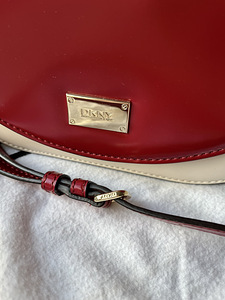 DKNY nahk kott (4 foto / 9)