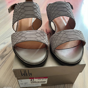 Billi bi новые кожаные сандали (40-41)
