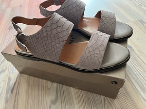 Billi bi новые кожаные сандали (40-41) (2 фото из 6)