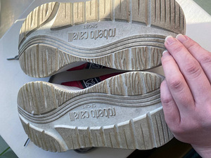 Müüa naiste tossud Roberto Cavalli (Suurus EU-41) (6 foto / 9)
