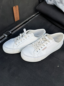 Кроссовки Calvin Klein (2 фото из 4)