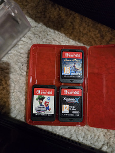 Nintendo Switch OLED (2 foto / 4)