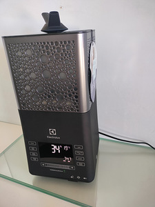 Увлажнитель воздуха Electrolux (1 фото из 3)