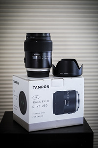 M/V Tamron SP 45mm f/1.8 Di VC USD Canon EF (1 foto / 7)