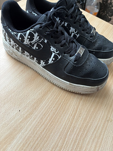 Nike air force 1 x dior (1 foto / 6)