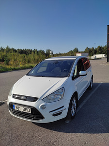 Ford S-Max (3 фото из 6)