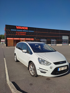 Ford S-Max (5 фото из 6)