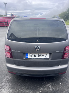 Vw Touran (8 foto / 10)