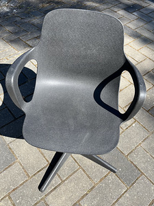 Поворотный стул Ikea Odger (2 фото из 4)