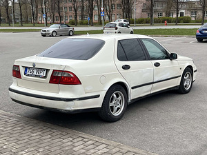 SAAB 9-5 (7 foto / 10)