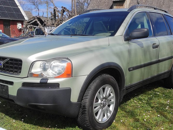 Volvo XC90 D5 2005 г. 120 кВт
