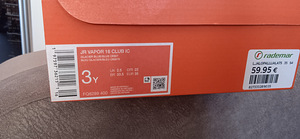 Nike jalgpallijalatsid 35 (6 foto / 6)