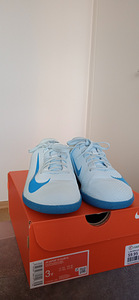 Nike jalgpallijalatsid 35 (4 foto / 6)