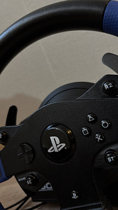 Thrustmaster T150 mängurool (1 foto / 9)