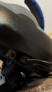 Thrustmaster T150 mängurool (5 foto / 9)