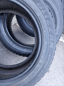 BRIDGESTONE 235 55 18 (1 фото из 3)