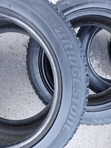 BRIDGESTONE 235 55 18 (2 фото из 3)