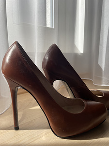 Zara kingad (1 foto / 10)