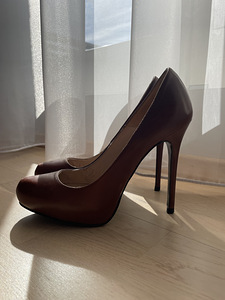 Zara kingad (8 foto / 10)