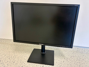 Samsung S24E650DW (3 фото из 5)