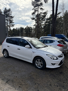 Autode rent. Autode laenutus. Liikuri 7 Lasnamäe (1 foto / 9)
