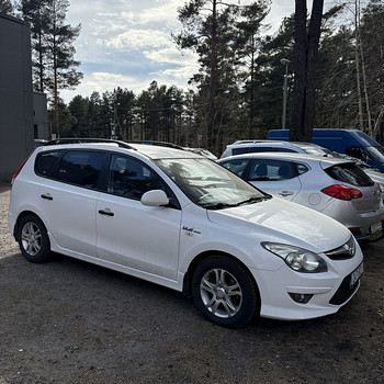 Autode rent. Autode laenutus. Liikuri 7 Lasnamäe