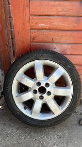 Velg (1 foto / 4)