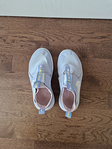 Кроссовки Nike размер 33 (3 фото из 4)