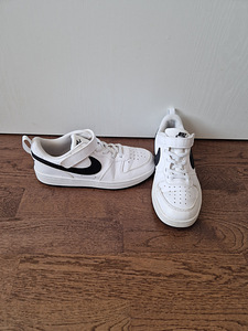 Nike tossud nr34 (1 foto / 3)