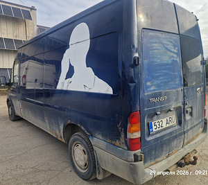 Ford Transit 300 L (6 foto / 9)