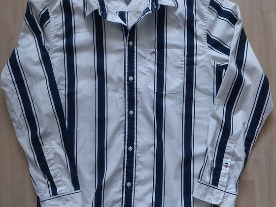Tommy Jeans shirt