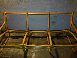 Rotangist suurem istumise istepink- karkass (1 foto / 3)